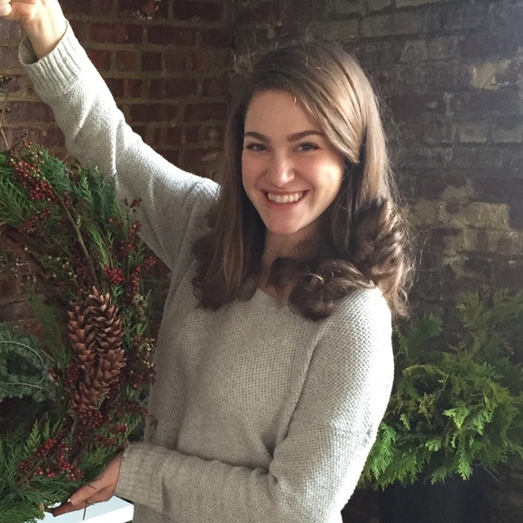 Meet your Posher, Sarah - Picture 2 of 2